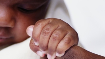 How to Communicate with a Newborn Baby