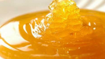 Why You Shouldn’t Give Newborns Honey