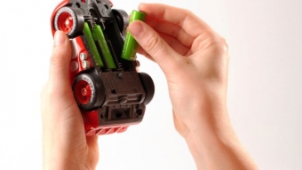 Toy Batteries and Safety
